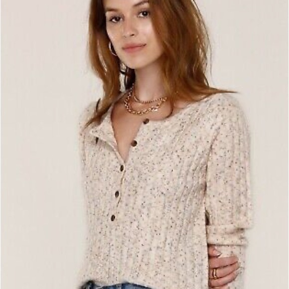 Heartloom Knit Set - Picture 6 of 8